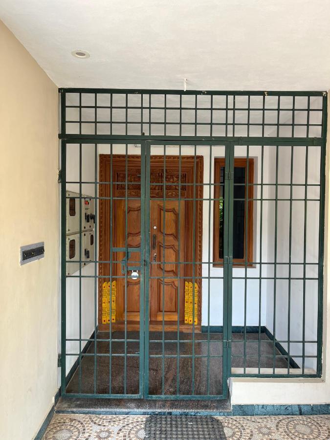 Tulip Villa 3Bhk 2Bhk And 1Bhk Located Near Chunnambar Boat House And Paradise Beach Pūrnānkuppam Exterior foto