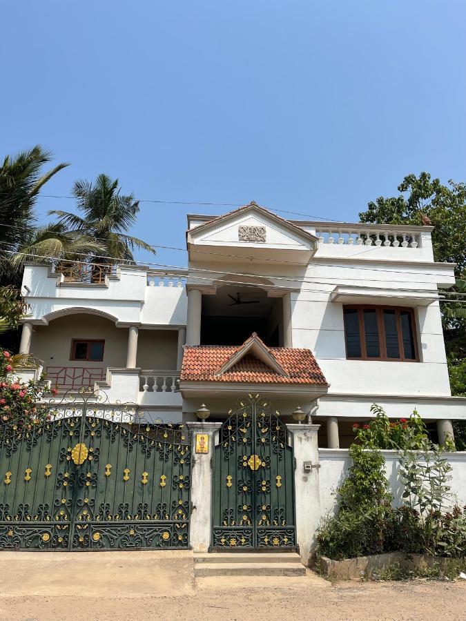 Tulip Villa 3Bhk 2Bhk And 1Bhk Located Near Chunnambar Boat House And Paradise Beach Pūrnānkuppam Exterior foto